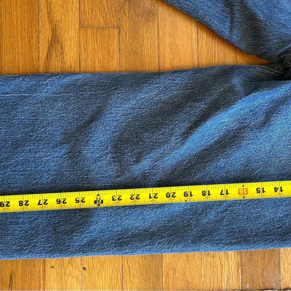 Old Navy Extra High Rise Capis - Picture 7 of 9